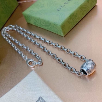 グッチ ネックレス 2025SS コーデの要 GUCCI