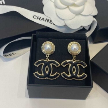シャネル ピアス 2025SS 耐久性抜群 CHANEL