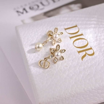 ディオール ピアス 2025SS 色持ち良好 DIOR
