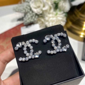 シャネル ピアス 2025SS 高品質素材 CHANEL