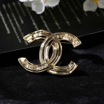 シャネル ブローチ 2025SS 普遍的な美しさ CHANEL