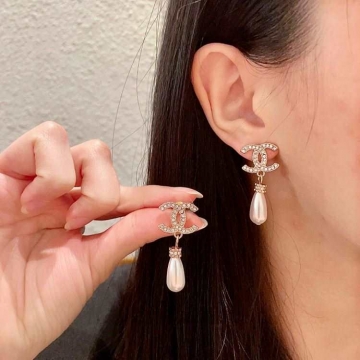 シャネル ピアス 2025SS UV防止 CHANEL