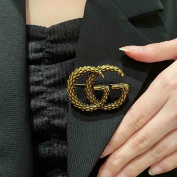 グッチ ブローチ 2025SS ウィメンズベーシック GUCCI