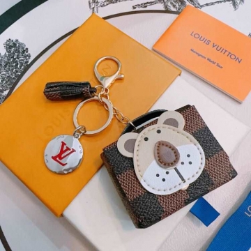 ルイヴィトン キーホルダー 2025SS 永遠のスタイル LOUIS VUITTON