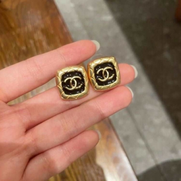 シャネル ピアス 2025SS メッキ持続 CHANEL