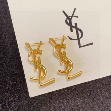 イヴ サンローラン ピアス 2025SS 世代を超えて愛される YSL