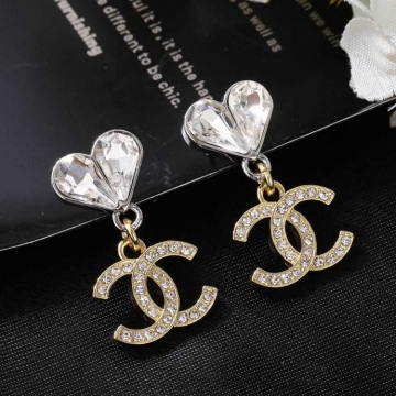 シャネル イヤリング 2025SS 普遍的な美しさ CHANEL