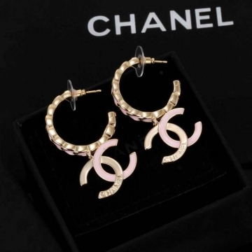シャネル ピアス 2025SS 日常使いに最適 CHANEL