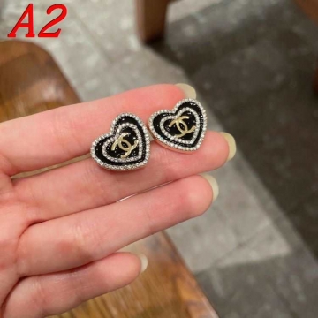 シャネル ピアス 2025SS サビにくい CHANEL