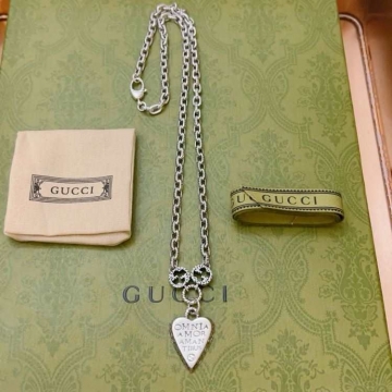 グッチ ネックレス 2025SS フォーマルにもカジュアルにも GUCCI