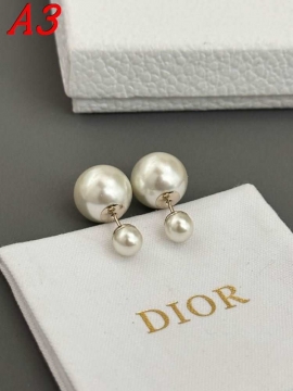 ディオール ピアス 2025SS 洗練された耐久性 DIOR