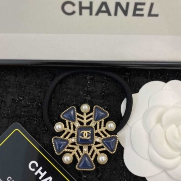 シャネル ヘアアクセサリー 2025SS トレンドに左右されない CHANEL