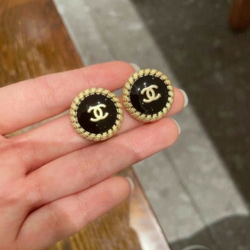 シャネル ピアス 2025SS ロングセラー CHANEL