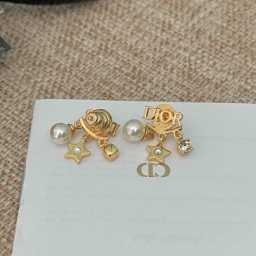 ディオール ピアス 2025SS 特別調達材料 DIOR