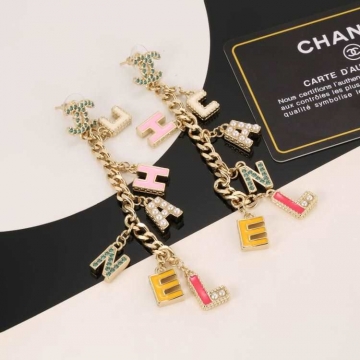 シャネル イヤリング 2025SS 時代を超える CHANEL