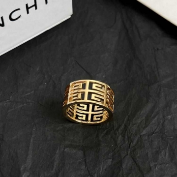 ジバンシィ リング/指輪 2025SS コーデの要 GIVENCHY