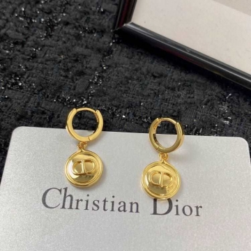 ディオール ピアス 2025SS 初日そのまま DIOR