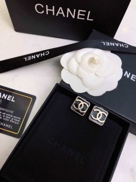 シャネル ピアス 2025SS 手入れ不要 CHANEL