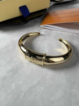 ルイヴィトン ブレスレット/バングル 2025SS トレンドに左右されない LOUIS VUITTON