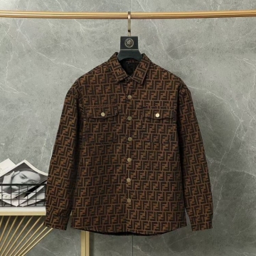 新作登場  フェンデイ コート フューチャリスティック