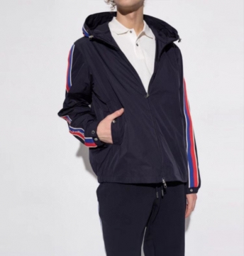 最新作 モンクレール コート フレッシュ  