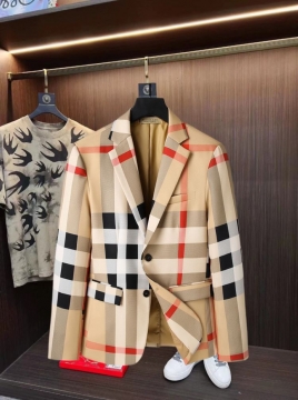 人気激売れ新作 バーバリー コート マインドフル  