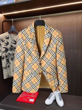 新入荷 バーバリー コート ユニーク  