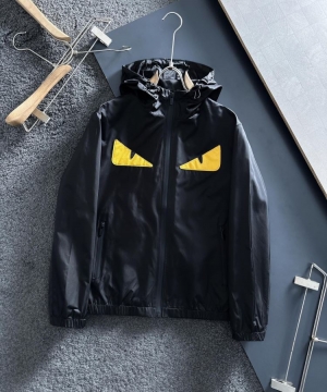 超人気美品◆ フェンデイ コート アーバン