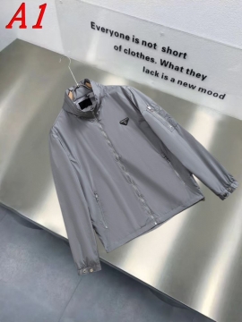 新作登場  プラダ コート ボリューム感  