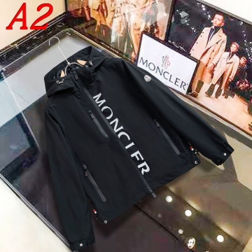 新入荷 モンクレール コート ネーム入り  