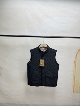 2025冬新作 三寒四温の季節に バーバリー 綿入れ 季節限定 