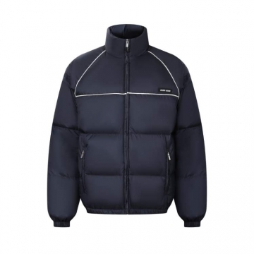 2025 ミュウミュウ プレミアム ダウンプレミアムダウンジャケット 高級感ある