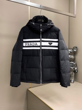 2025 プラダ 期間限定 ダウンジャケット メンズ 風も通さない