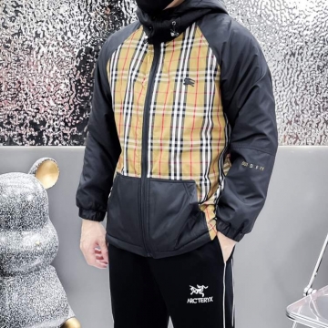 2025 バーバリー 季節限定 メンズ ダウンジャケット 長く愛用できる