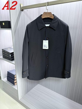 2025 バーバリー おすすめ ダウンジャケット メンズ 保温性を発揮する