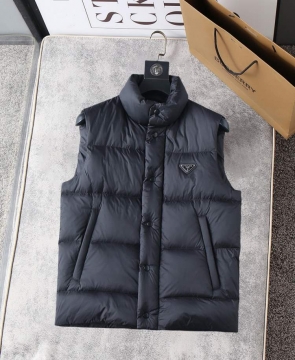 2025 プラダ モダン メンズ ダウンジャケット 自信有りの一着