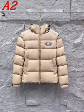 2025 バーバリー セール ダウンプレミアムダウンジャケット 肌触り柔らかく