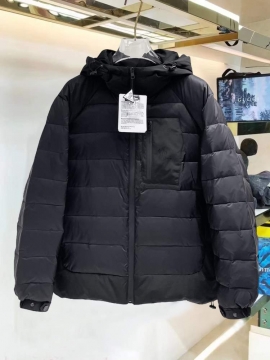 2025 モンクレール 売れ筋 メンズ ダウンジャケット ファション性の高い