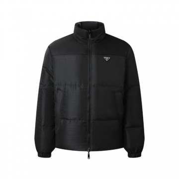 両面可用 プラダ 売れ筋 ダウンプレミアムダウンジャケット 撥水加工の施された