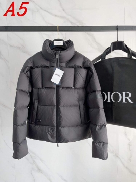 2025 ディオール すらり‌ メンズ ダウンジャケット 何にでも合わせ易く格好良く決まる