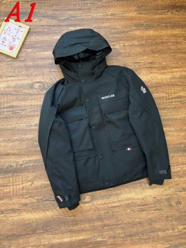 2025 モンクレール 本格派 メンズ ダウンジャケット ダウンフェザーを使用した