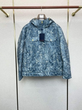 2025 ルイヴィトン まとわりつかない ダウンプレミアムダウンジャケット 寒い季節にピッタリの一枚