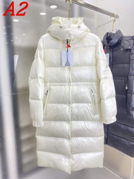 2025 モンクレール 三寒四温の季節に メンズ ダウンジャケット しっとりなめらかな極上の肌触り