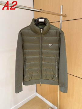 2025 プラダ 自社基準厳選 メンズ ダウンジャケット しっとりなめらかな極上の肌触り