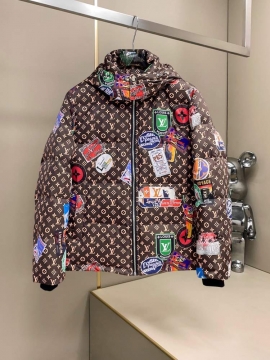 2025 ルイヴィトン ビンテージ ダウンプレミアムダウンジャケット 防湿性に優...