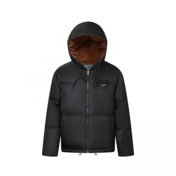 2025 プラダ オンライン ダウンジャケット メンズ 寒い季節にピッタリの一枚