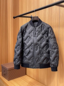 2025 ドルチェ＆ガッバーナ 冬の定番 ダウンジャケット メンズ ワンランク上...