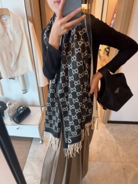 2025FW グッチ ショール ネット限定 男女兼用 