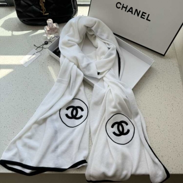 2025秋冬 シャネル ショール 高級感 男女兼用