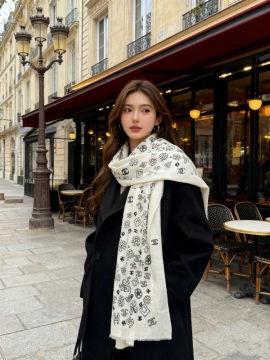 2025新作 シャネル ショール 人気 男女兼用 